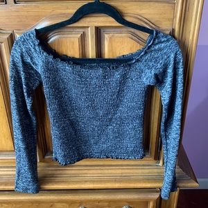 Hollister Off-the-Shoulder Gray Long Sleeve Top